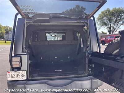 2016 Jeep Wrangler Unlimited Rubicon - Photo 4 - Essex, MD 21221