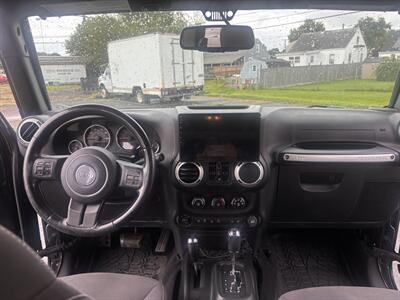 2016 Jeep Wrangler Unlimited Rubicon   - Photo 19 - Essex, MD 21221
