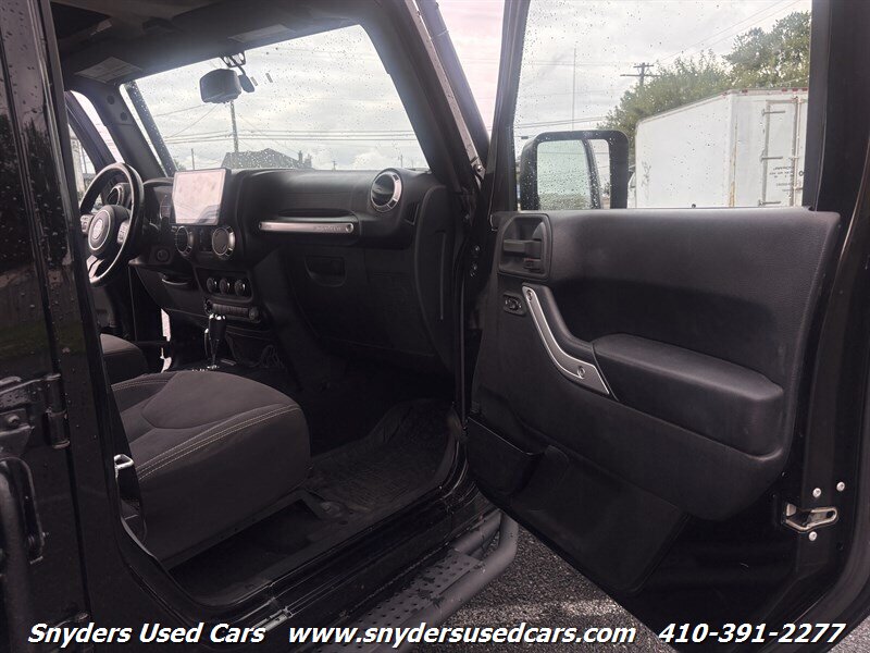 2016 Jeep Wrangler Unlimited Rubicon - Photo 18