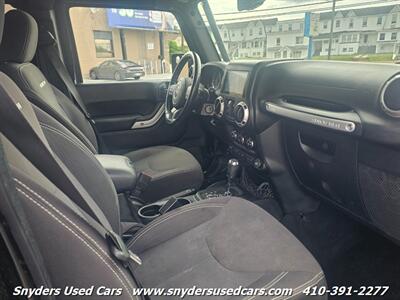 2016 Jeep Wrangler Unlimited Rubicon   - Photo 12 - Essex, MD 21221