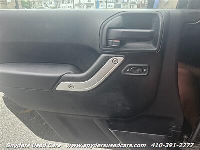 2016 Jeep Wrangler Unlimited Rubicon   - Photo 17 - Essex, MD 21221
