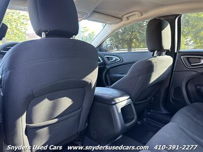 2015 Chrysler 200 Limited   - Photo 18 - Essex, MD 21221