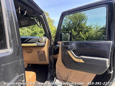 2011 Jeep Wrangler Unlimited Sahara   - Photo 12 - Essex, MD 21221