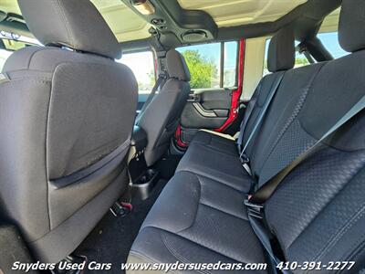 2013 Jeep Wrangler Unlimited Sport   - Photo 12 - Essex, MD 21221