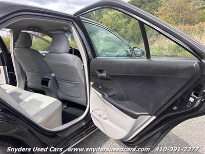 2012 Toyota Camry LE   - Photo 8 - Essex, MD 21221