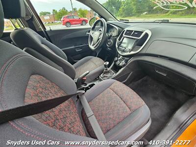 2017 Chevrolet Sonic LT Manual   - Photo 14 - Essex, MD 21221