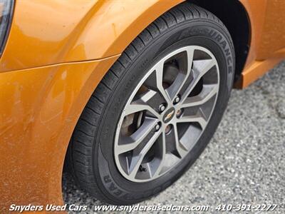 2017 Chevrolet Sonic LT Manual   - Photo 34 - Essex, MD 21221