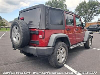 2012 Jeep Wrangler Unlimited Rubicon   - Photo 5 - Essex, MD 21221