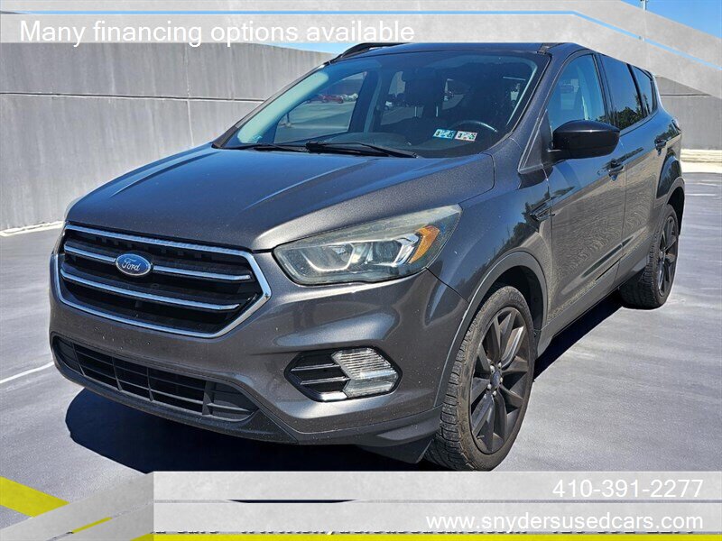 2017 Ford Escape SE  