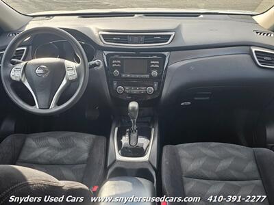 2015 Nissan Rogue SV   - Photo 21 - Essex, MD 21221