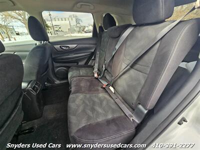 2015 Nissan Rogue SV   - Photo 12 - Essex, MD 21221