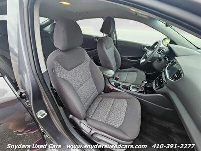 2019 Hyundai IONIQ Hybrid Blue   - Photo 17 - Essex, MD 21221