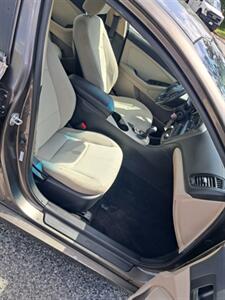 2012 Kia Optima LX   - Photo 6 - Essex, MD 21221