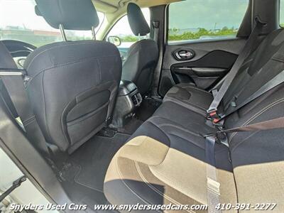 2015 Jeep Cherokee Latitude   - Photo 14 - Essex, MD 21221