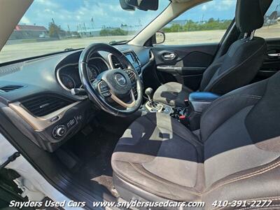 2015 Jeep Cherokee Latitude   - Photo 12 - Essex, MD 21221