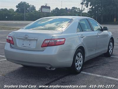 2009 Toyota Camry LE   - Photo 5 - Essex, MD 21221