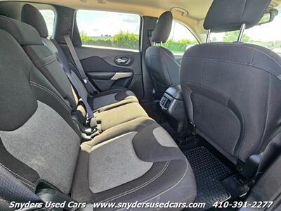 2017 Jeep Cherokee Sport Altitude   - Photo 20 - Essex, MD 21221