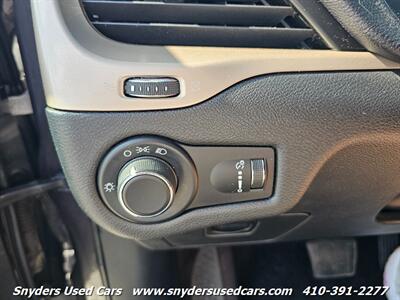 2017 Jeep Cherokee Sport Altitude   - Photo 35 - Essex, MD 21221