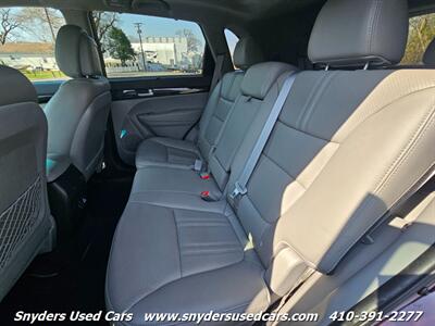2015 Kia Sorento SX Limited   - Photo 11 - Essex, MD 21221