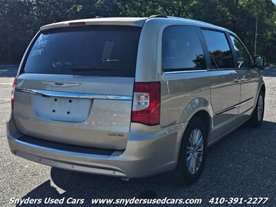 2014 Chrysler Town and Country Limited - Photo 5 - Essex, MD 21221