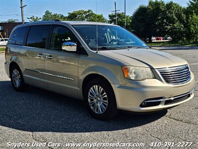 2014 Chrysler Town and Country Limited - Photo 7 - Essex, MD 21221