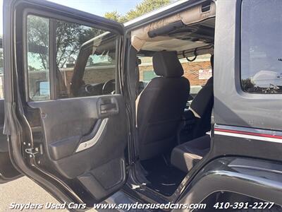 2014 Jeep Wrangler Unlimited Sahara - Photo 8 - Essex, MD 21221