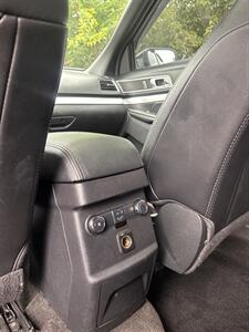 2017 Ford Explorer XLT   - Photo 16 - Essex, MD 21221