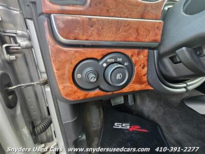 2004 Chevrolet SSR LS   - Photo 29 - Essex, MD 21221