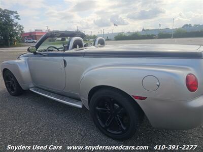 2004 Chevrolet SSR LS   - Photo 10 - Essex, MD 21221