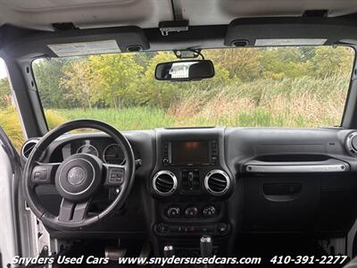 2017 Jeep Wrangler Unlimited Sahara   - Photo 16 - Essex, MD 21221