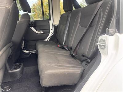 2017 Jeep Wrangler Unlimited Sahara - Photo 11 - Essex, MD 21221
