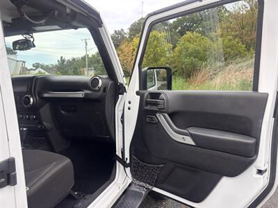 2017 Jeep Wrangler Unlimited Sahara - Photo 14 - Essex, MD 21221