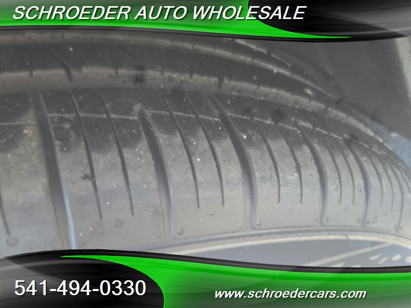 2015 Dodge Challenger R/T - Photo 9 - Medford, OR 97501