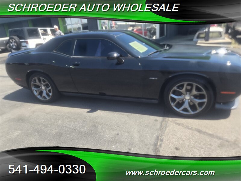2015 Dodge Challenger R/T - Photo 2 - Medford, OR 97501