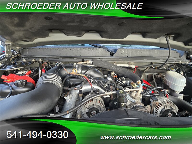 2008 GMC Sierra 3500 SLT - Photo 11 - Medford, OR 97501