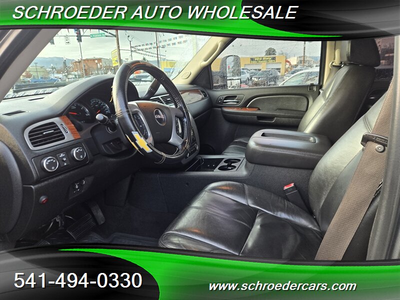 2008 GMC Sierra 3500 SLT - Photo 9 - Medford, OR 97501