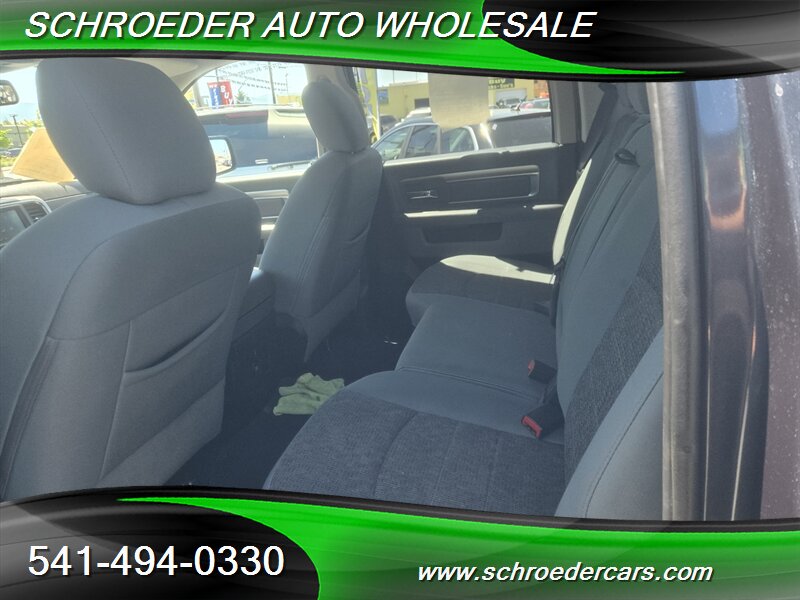 2017 RAM 1500 SLT - Photo 10 - Medford, OR 97501