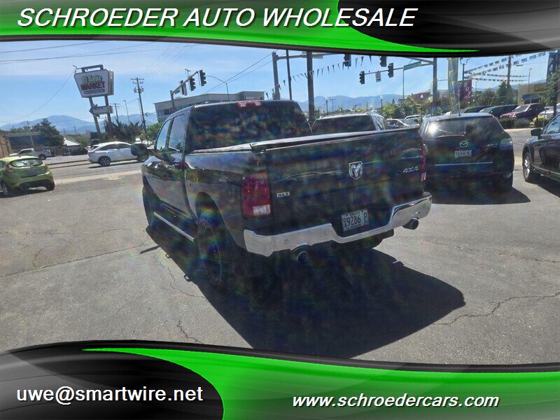 2017 RAM 1500 SLT - Photo 5 - , OR 97527
