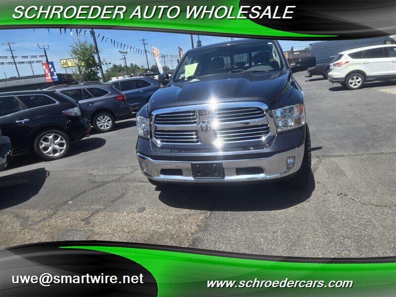 2017 RAM 1500 SLT - Photo 8 - , OR 97527