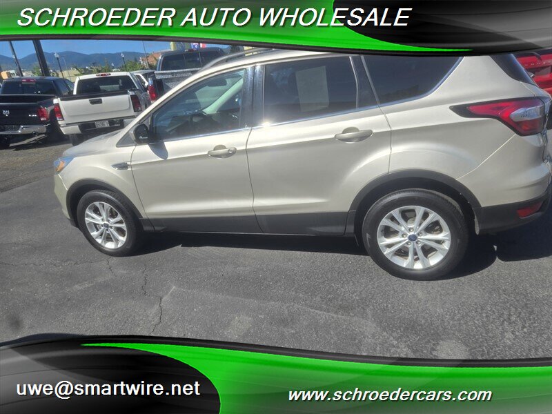 2018 Ford Escape SEL - Photo 6 - , OR 97527