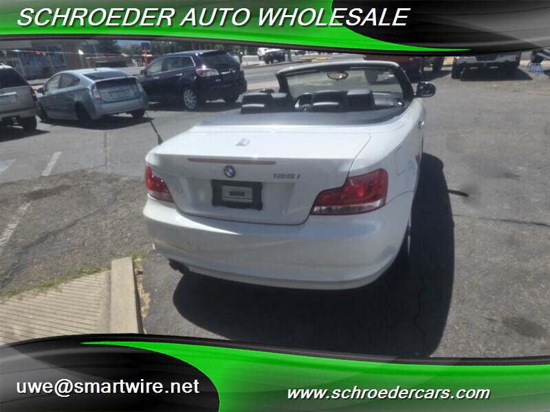 2012 BMW 1 Series 128i - Photo 6 - , OR 97527