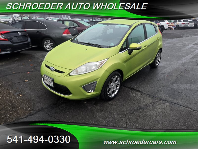 2011 Ford Fiesta SES - Photo 7 - Medford, OR 97501