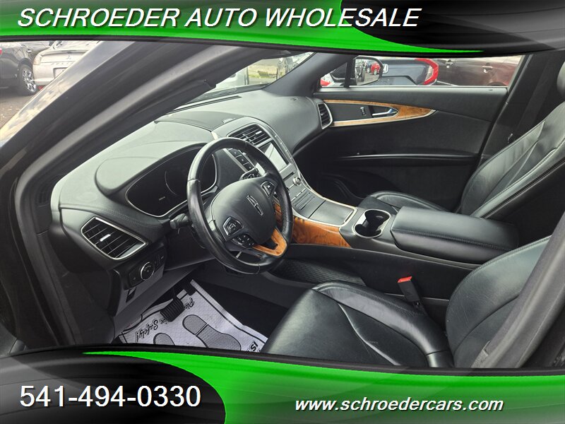 2016 Lincoln MKX Reserve - Photo 9 - Medford, OR 97501