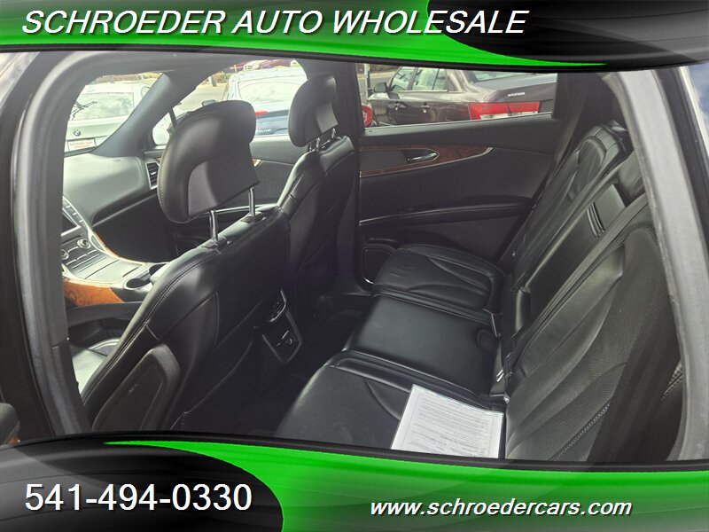 2016 Lincoln MKX Reserve - Photo 10 - Medford, OR 97501