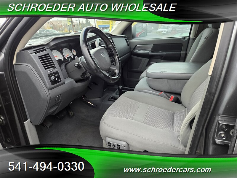 2007 Dodge Ram 2500 SLT - Photo 9 - Medford, OR 97501