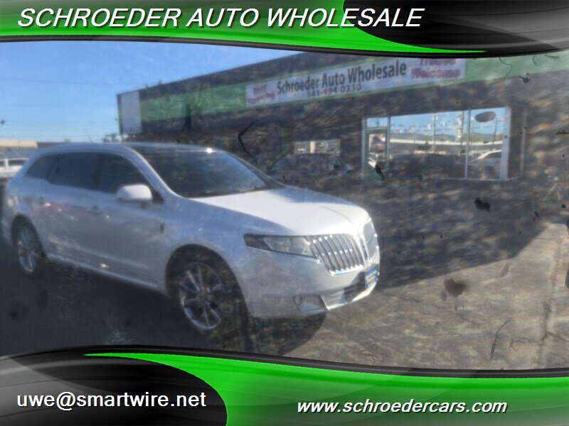 2010 Lincoln MKT EcoBoost   - Photo 1 - , OR 97527