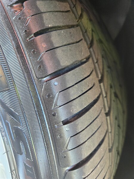 2015 Chevrolet Cruze 2LT Auto - Photo 10 - Medford, OR 97501