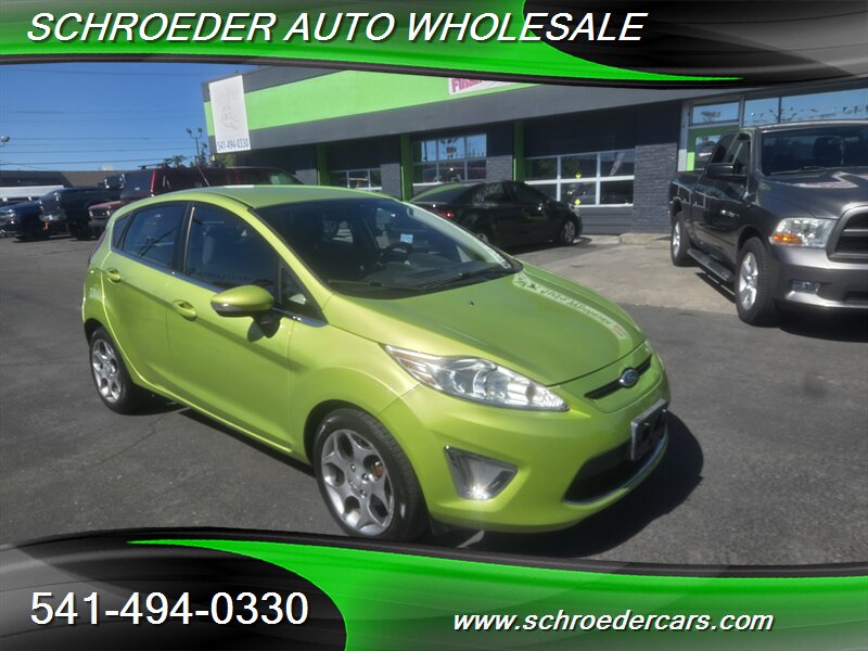 2011 Ford Fiesta SES   - Photo 1 - Medford, OR 97501