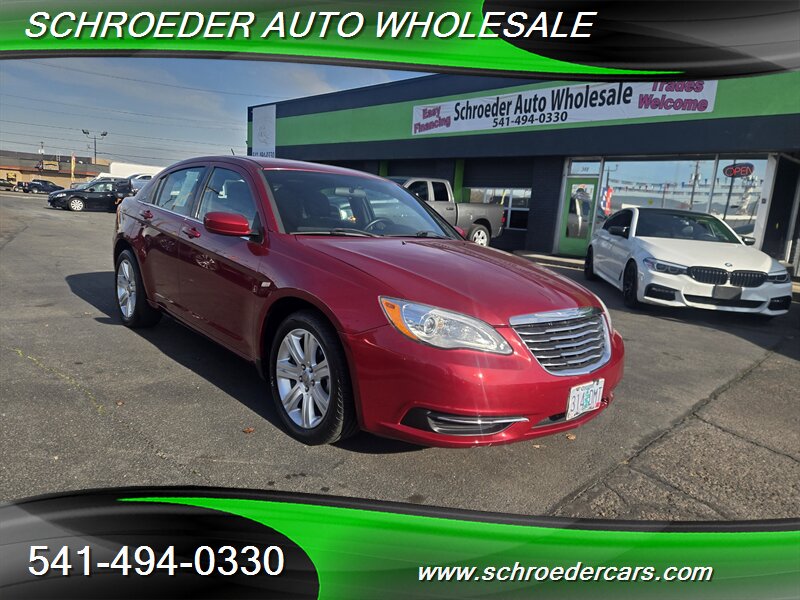 2013 Chrysler 200 Touring