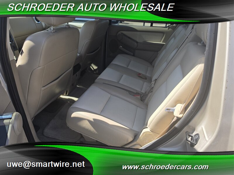 2007 Ford Explorer XLT - Photo 10 - , OR 97527